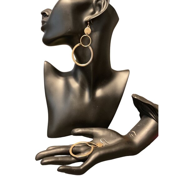 Gold-Tone Triple Circle Drop Earrings For Women Modern Chic Design Lightweight & - Picture 1 of 4